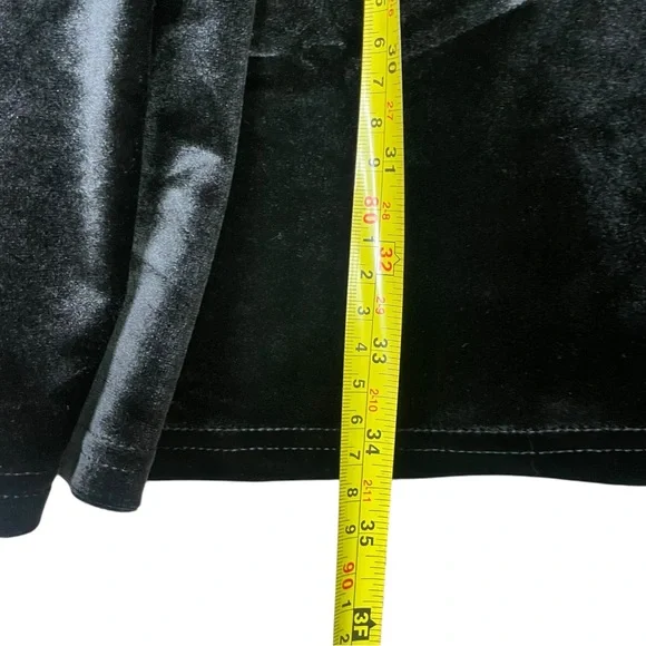Tuckernuck Pomander Place Black Velvet Mottershead Dress sz XS EUC Mock Neck